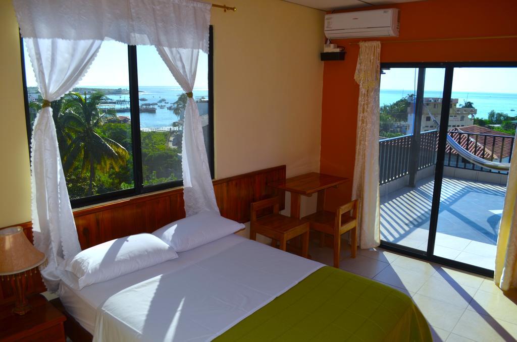 Dolphin House Hotel Puerto Baquerizo Moreno Luaran gambar