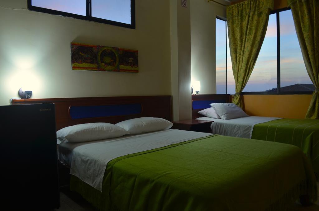 Dolphin House Hotel Puerto Baquerizo Moreno Luaran gambar