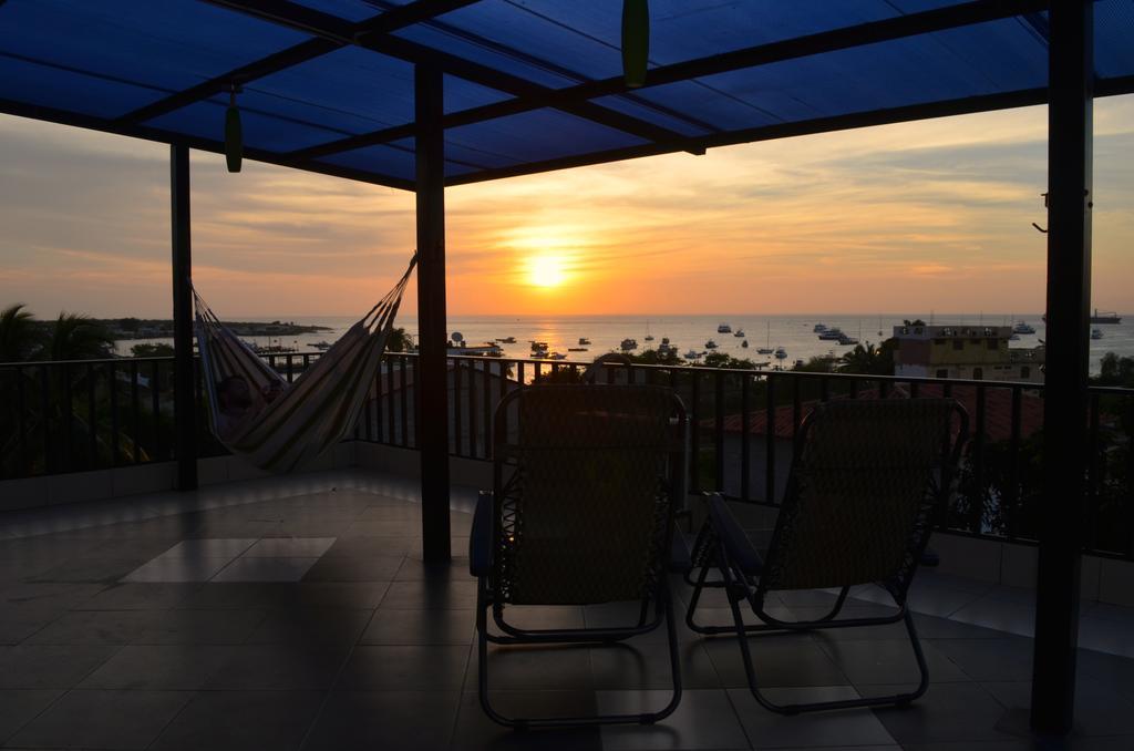 Dolphin House Hotel Puerto Baquerizo Moreno Luaran gambar