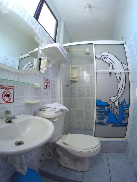 Dolphin House Hotel Puerto Baquerizo Moreno Luaran gambar