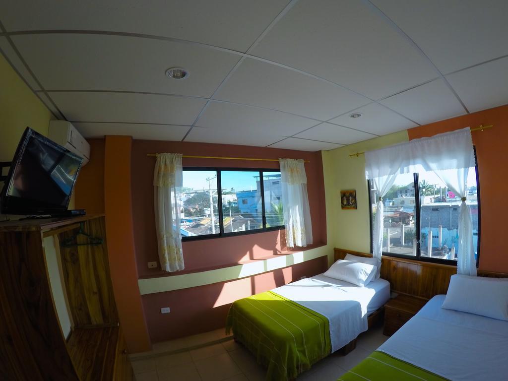 Dolphin House Hotel Puerto Baquerizo Moreno Luaran gambar
